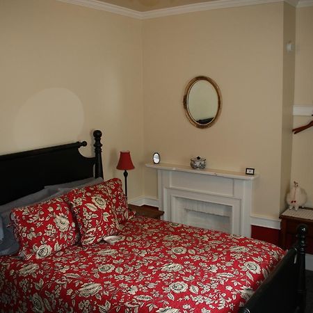 The 1819 Red Brick Inn Dundee Екстер'єр фото