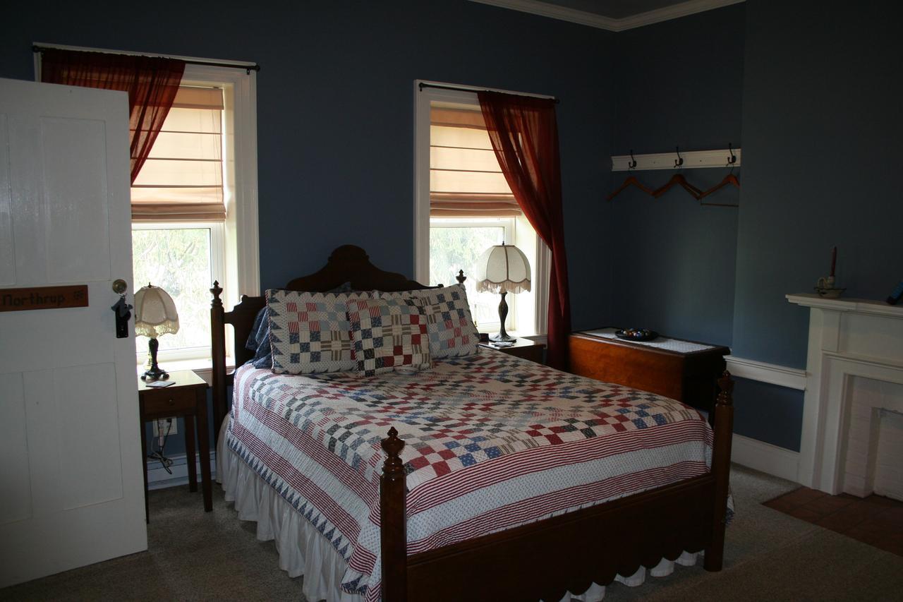 The 1819 Red Brick Inn Dundee Екстер'єр фото